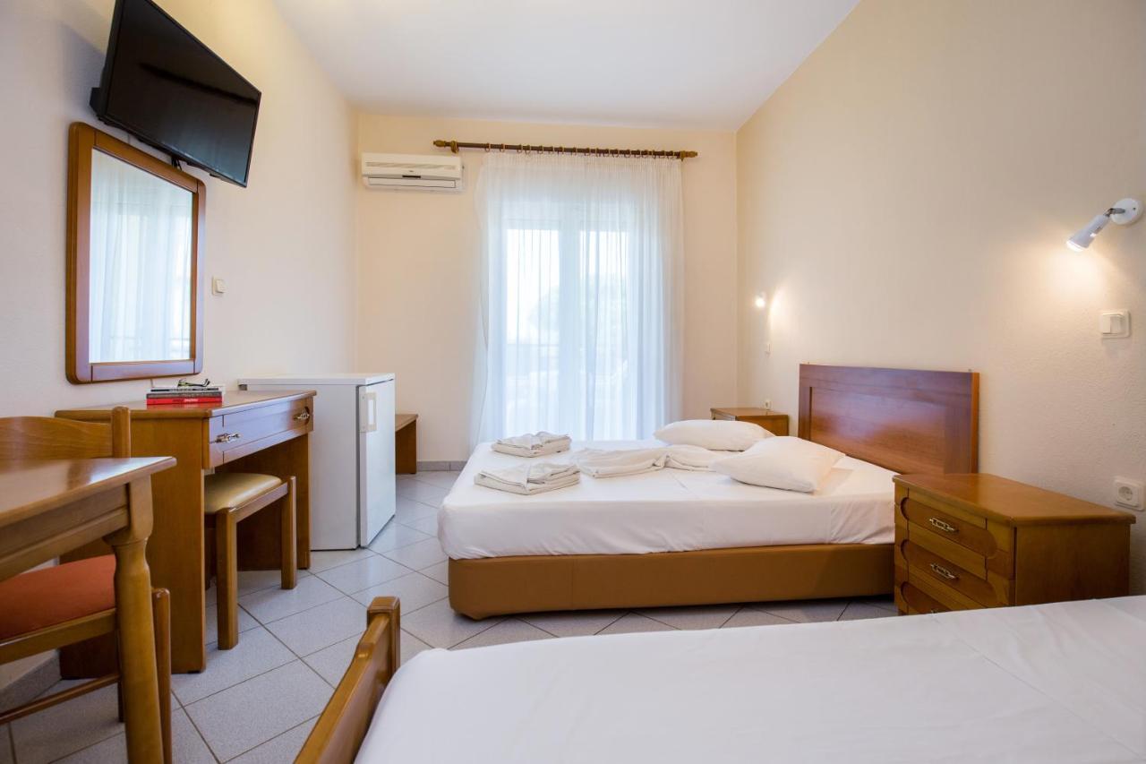 Filippos Hotel Skala Rachoni  Екстер'єр фото