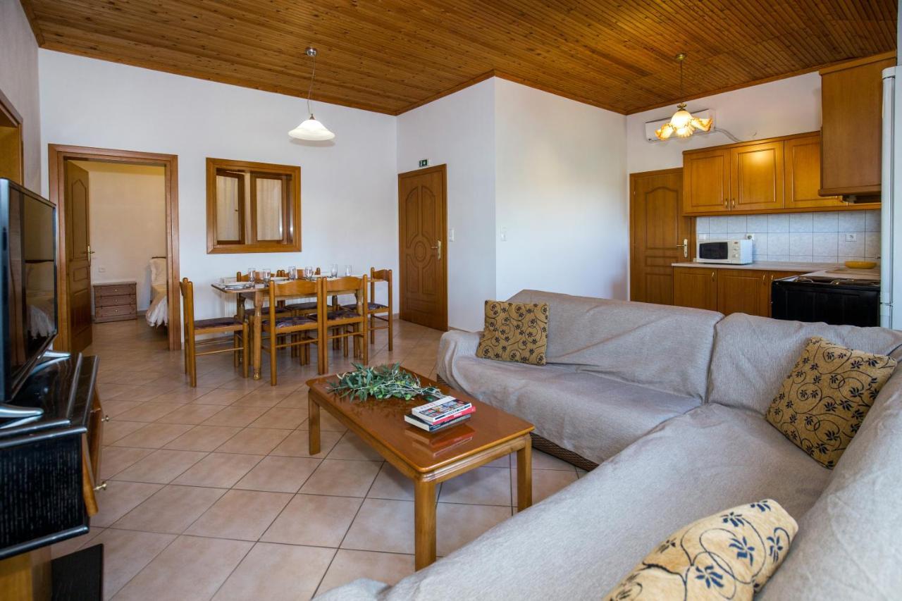 Filippos Hotel Skala Rachoni  Екстер'єр фото