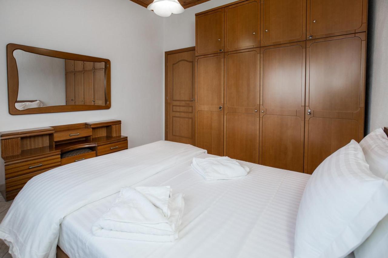 Filippos Hotel Skala Rachoni  Екстер'єр фото